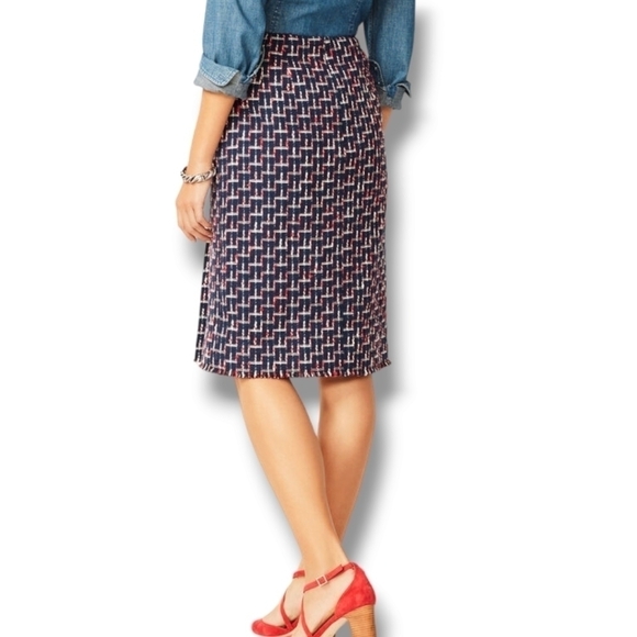 Talbots Boucle  Wrap Skirt - Picture 3 of 11